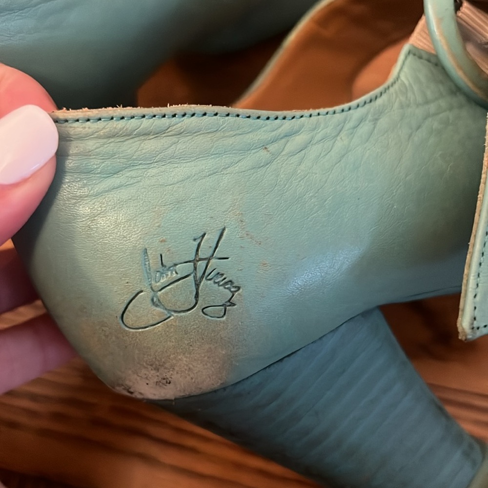 John Fluevog Turquoise Leather Heels - Picture 3 of 9